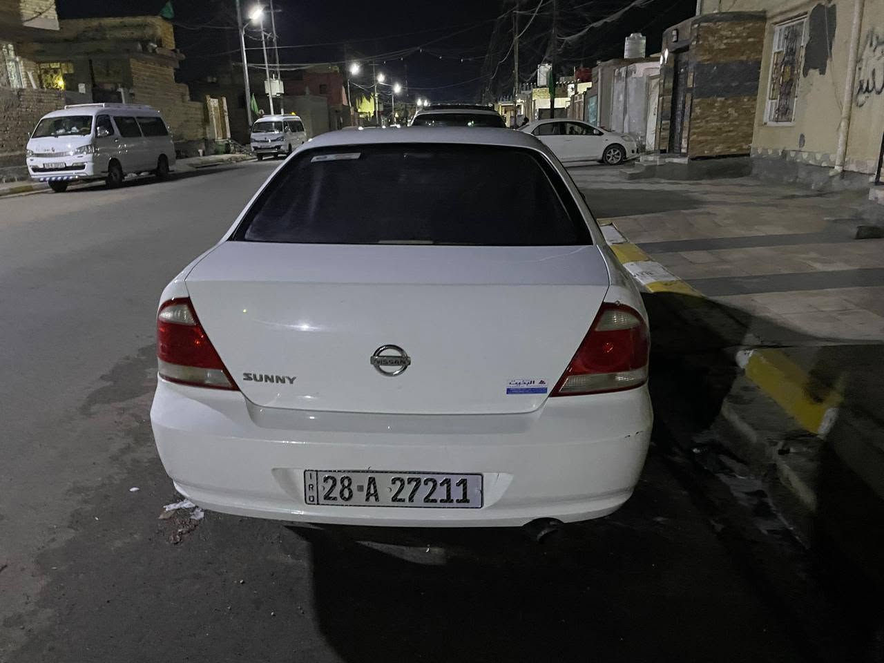 نيسان صني 2009
مكفوله ما عدا شبرين صبغ 

مكينه جديده 

تبريد 

حداديه 

تخم تاير

رقم نجف  دولي باسمي 

92 وبيها مجال 

***********
