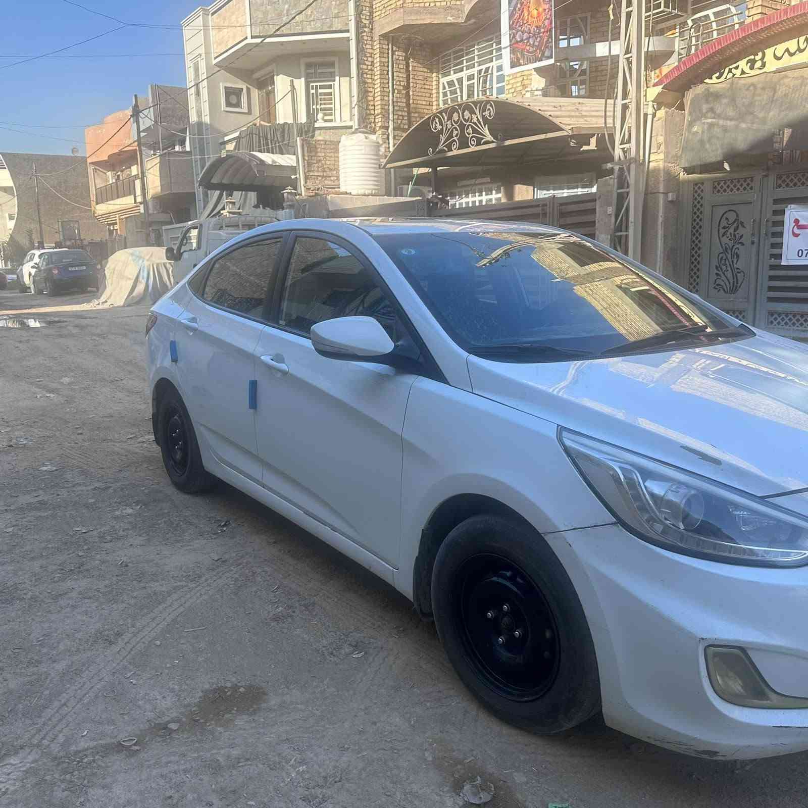 أكسنت للبيع موديل 2017..
مابيه اي نقص فقط مشط سترين.
مكان بغداد الدورة.... ***********
سعر 120 وبيه مجال قليل.. بغداد, العراق
