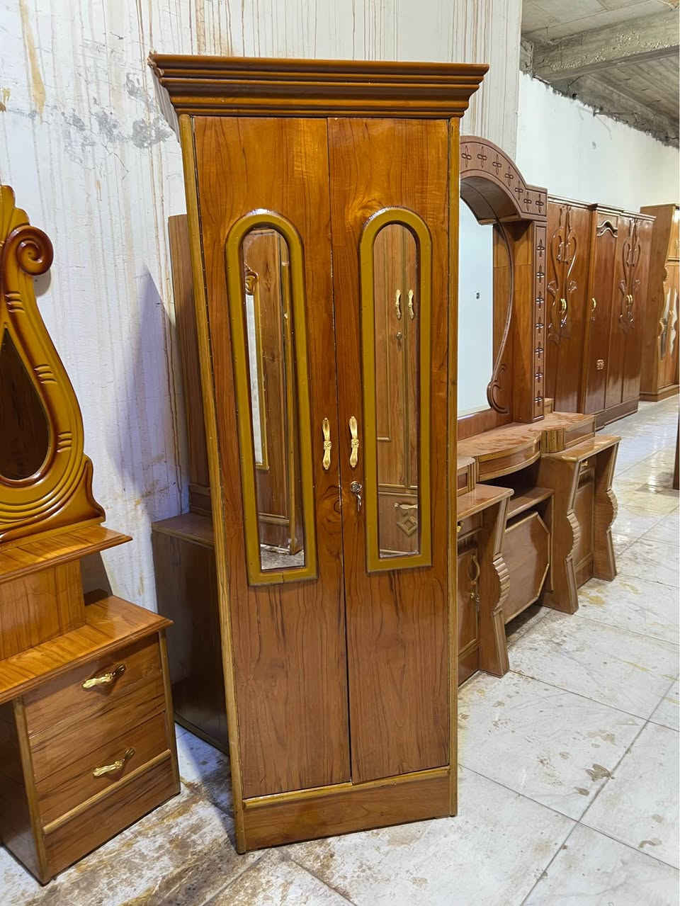 غرفه ام6قاطين صاج حديث كامله نضافه فول سعر900ميسان العوفيه نهايه شارع سوك الاخضر مجمع الحمراني *********** عمارة, ميسان
