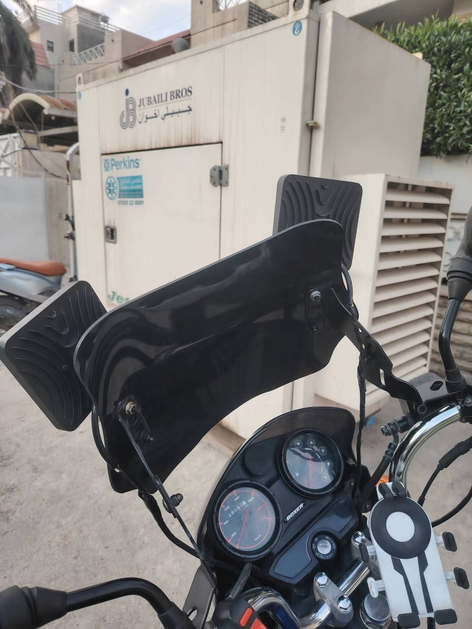 السلام عليكم بوكسر موديل 23 دراجه نظيفه ماشيه 23الف مكينه بيهه خيط اوراق كامله مكمركه شركه غبور القلم تخم تاير جدد نقصه شخاطه سلف اخذتهه ومااعرف بالكير هواي اريد ابيع
السعر 950 وبيهه مجال قليل مكاني البياع
***********
