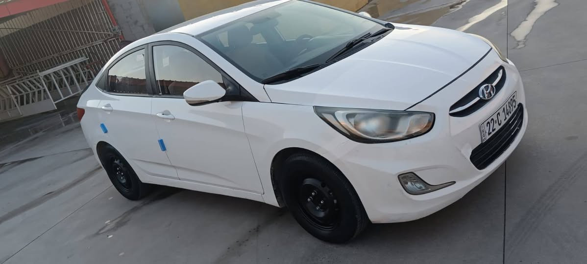 اكسنت 2017 اتوماتيك خليجي 
محرك دوش وغير مفتوح
( ترهم اقساط ومراوسه حسب الاتفاق)
كير ومحرك وتبريد بشرط
145046 كم قابل للزيادة وبيها ايكو
بيها قطعتين صبغ بدون دواخل
وبيها حالوب بالسقف
رقم وسنويه وهزه جدد إلي 2031
وكاله وتحويل ثاني يوم
سعرها 82 $ ومجال عنوان بردرش 
*********** -- *********** زاخو, دهوك
