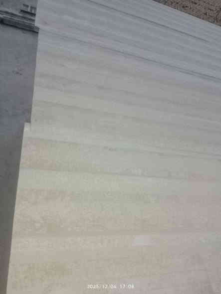 سلام عليكم سندويجات العدد 4الطول 4/50 اربعة متر ونص جدد ثقيل سعر الوحدة 40 الف ***********
