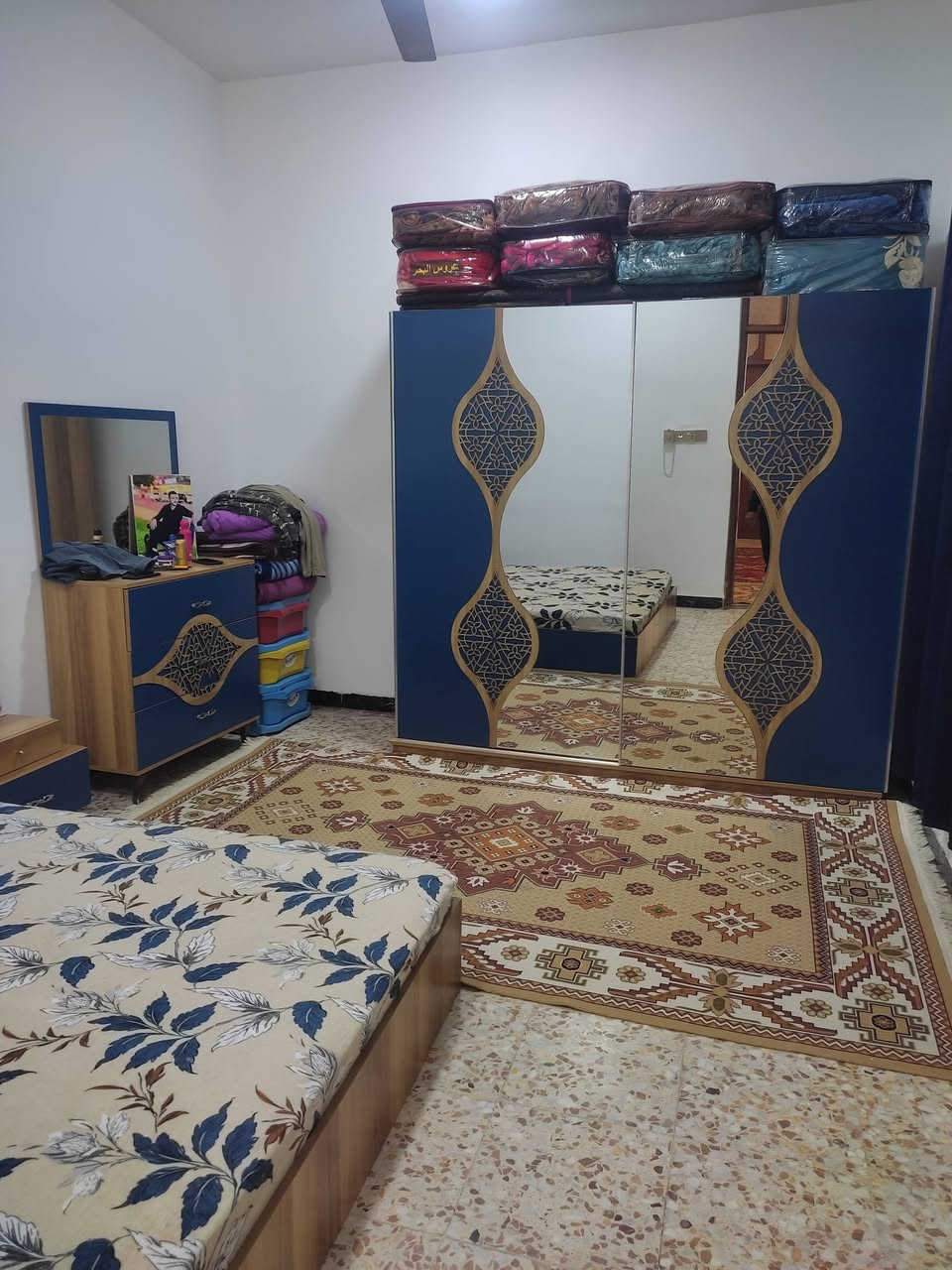 🏠/ اللهم صل على محمد وال محمد     دار للبيع نظيف جدا مابيه أي نقص  المساحة ١٠٥ م طابو زراعي سند ٢٥ 
         الواجهة ٦ ونص م / النزال ١٧ م
🧱/ بناء حديث / خدمات كهرباء ٠ ماء ٠ مجاري ٠ انترنيت ضوئي ٠ بس تبليط المنطقة مشمولة بالتبليط والأرصفة 
الطابق الاول / مطبخ . هول . استقبال . غرفة نوم . مجمع صحيات داخليه وخارجية ٠ منور صغير 
الطابق الثاني /  غرفة نوم ٠ بيتونه 
🌏الموقع / حلة . نادر الثانيه ٠ كراغول ٠ شارع الكبان فرع صيدلية الصفا 
السعر مناسب قابل للتفاوض                 للاتصال ***********     ***********
