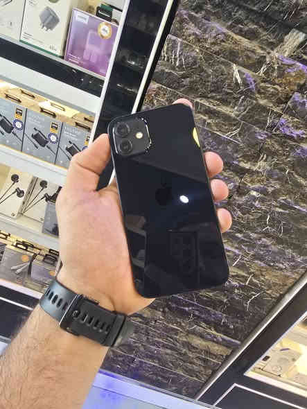 ايفون 12 عادي ذاكره 64 ونظيفات جدا وبطاريات تسعينات و100 نموذج m
انطيك ضمان شهر انو الجهاز لا مفتوح ولا مصلح ولا مرفوعه بطاريته ومحد ينطيك هيج ضمان والسعر بلاش 200$ فقط يتوفر كميه وجمله مفرد بنفس السعر ونهائي
مكاني بغداد حي الاعلام 
***********
