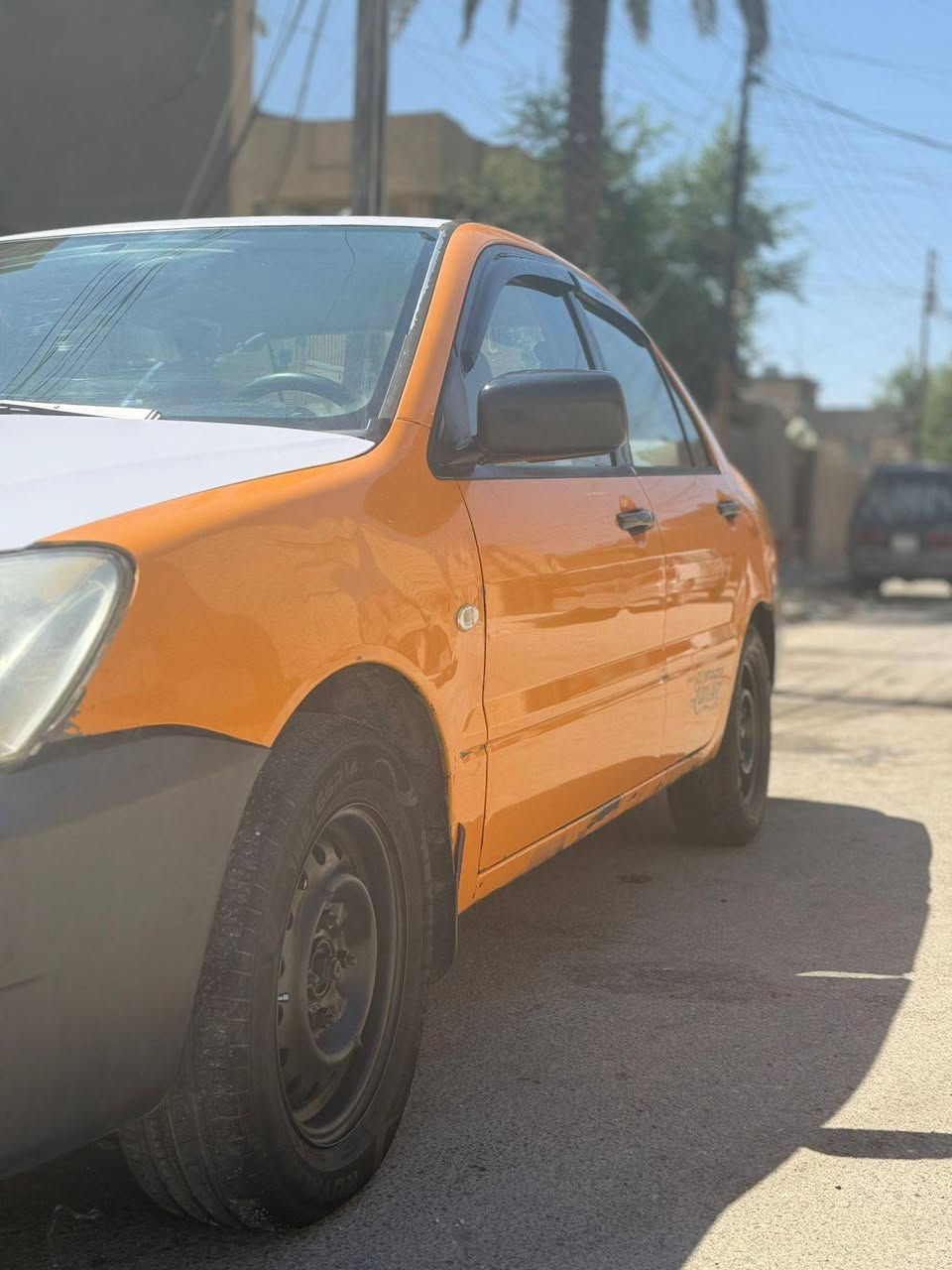 مسيبوشي لانسر موديل ٧ وارد أمريكي كير اوتامتيك سياره ليبل واحد حادث جوه الدعاميه الاماميه لعلم سياره صبغه وحده رقم كربلاء انكليزي بسمي مشروع وطني سياره  حلوه بس محتاجه حداديه اماميه صدر وعندي جايب بعض الأغراض داخل بيجي مكاني بغداد السعر ٦٢وبيه مجال رقم الهاتف ***********
