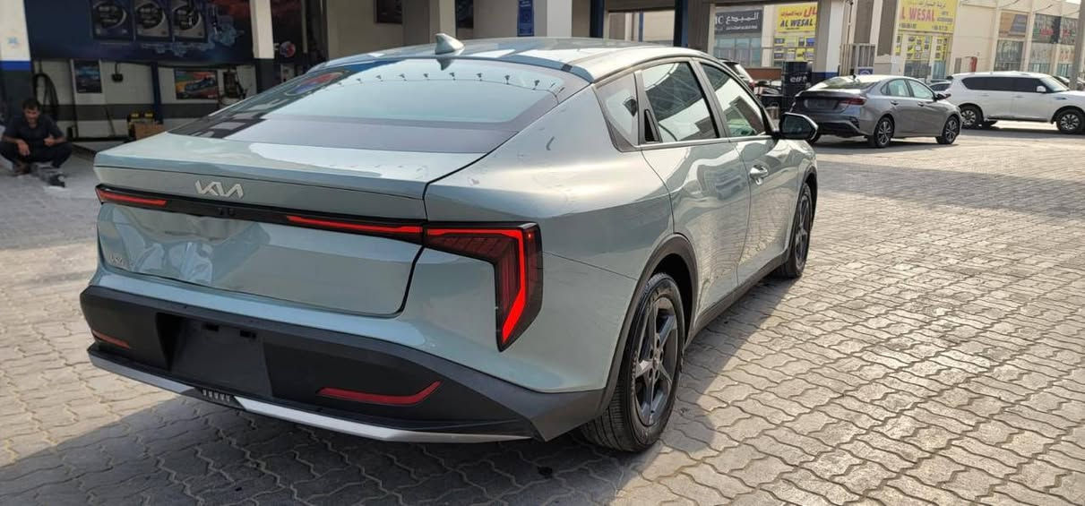 🚘  – فرصة لا تعوض 🚘

كي فور 2025 مشحونه للبصره
(مكفوله من الصبغ)
واصل ميناء 125

✅ واصلة الميناء مباشرة
✅ الحادث موضح بالصور بكل شفافية
✅ كفالة تشغلية شاملة (المحرك – الگير )
✅ كفالة صبغ كامل باستثناء موقع الحادث
💰 السعر (واصل الى الميناء مع التصليح وبدون كمرك)
📑 يمكن إدخالها بكتاب الشهداء
🟢 لدينا وكلاء في جميع محافظات
بغداد  واسط
ميسان ذي قار
البصرة  المثنى
الديوانية
التنظيم العقد وضمان الحقوق ✍️
📸 السيارة متوفرة وجاهزة للشحن – سارع ولا تفوّت الفرصة!
📲 للانضمام إلى قناتنا وكروب العروض الحصرية: 
رابط الكروب
https://chat.whatsapp.com/FVidKwQEC1l3UP46hJfu7x...
والقناة
https://whatsapp.com/channel/0029Vb6Els95a23u2zD8vb2f

الموقع الالكتروني يوجد فيه صور الحادث والتفاصيل : www.car4i.com
☎️ للشراء : ***********

 #استيراد_سيارات #بيع_سيارات #كتاب_شهداء  #مزاد_أمريكي #سيارات_للبيع
