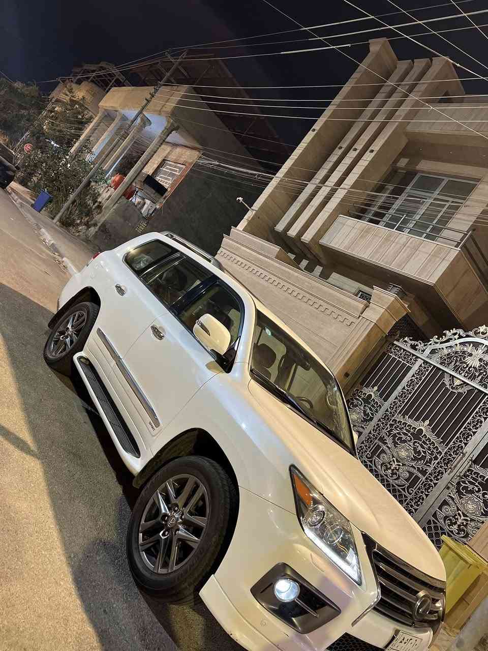 اسلام عليكم لكزس مديل 2015 كفاله عامه السياره جديده بمعنى الكلمه رقم بغداد مشروع وطني تحويل ثاني يوم بريم داخل قرميدي دواخل مال زيرو السياره كفاله عامه مغلفه نانو اصلي السعر 475 وبيهه مجال الاستفسار ***********
