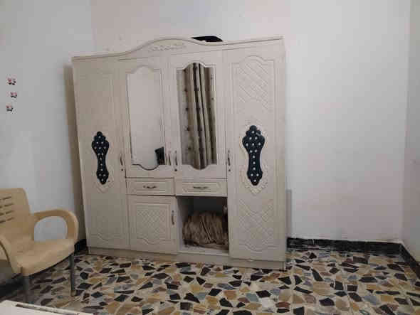 تم تنزيل/تم تنزيل السعر  بيع مستعجل ومناسب/السعر السابق 97/السعر الحالي 91مليون/بيت للبيع حي الحكم///طابق ونص/سنة البناء 2016

تفاصيل اكثر/المساحه 100/واجهه 8*ونزال 12/مقابل خدمات/قرب مدرسة 

ط1كونكريت مسلح/غرف نوم 2 وصاله ومطبخ واستقبال وحمامات داخليه وخارجية/

ط2عكاده//غرفة نوم وصاله صغيره/وصحيات

للاستفسار الاتصال على ارقام المكتب 

***********/حسين حسيب واتساب 

***********/حسين حسيب 

أو مراجعه مكتب الضامن للعقارات حي الصدر مجاور صيدليه ركن العلاج
