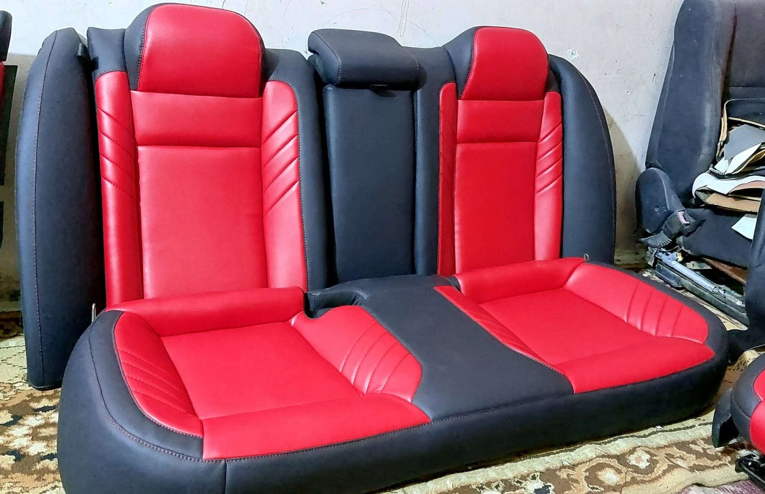 كشنات جارجر للبيع جدد دوشمة درجة اولى السعر ٥٠٠دولار بغداد حي العامل  ***********
