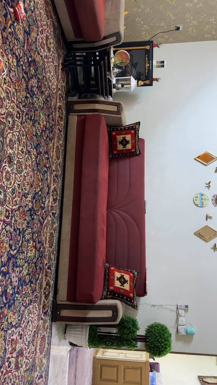 تخم تركي عشر مقاعد مخزن وسرير ب٤٥٠ والطبلات ٣٥ والغسالة رويال جديدة ب٧٠ مال اطفال العنوان السيدية


**إذا كنت صاحب هذا الإعلان وتريد حذفه لأي سبب، رجاءا أرسل رسالة إلى الدعم الفني**