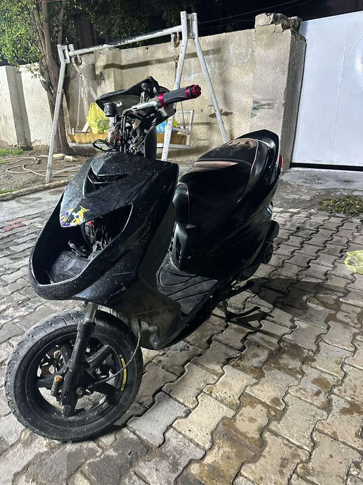 سكنس فحل كابريتر للبيع 
كصه موجوده شويه كابريتر تعبان دراجه معدل يخبل شلعه شك كاع للاستفسار ***********
