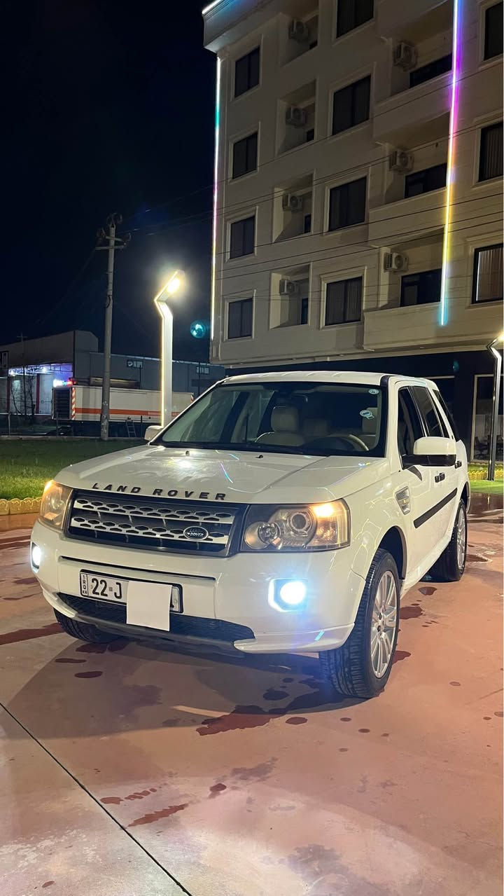 لــــاند روڤـــەر
مــوديل ٢٠١١
بي دعم بي صبغ
رقم و سنوي جديد
ويل +تاير جديد
سياره عام سيرفيس كريه
تبريد+هـيتەر
شاشە اندرويد 
دەبل اكسل
تراكشن
گير توماتيك+عادي
گيرو مەكينه بشەرت ١٠٠٪؜
سعر ١٠٥ ورقه 
عنوان زاخو
*********** زاخو, دهوك
