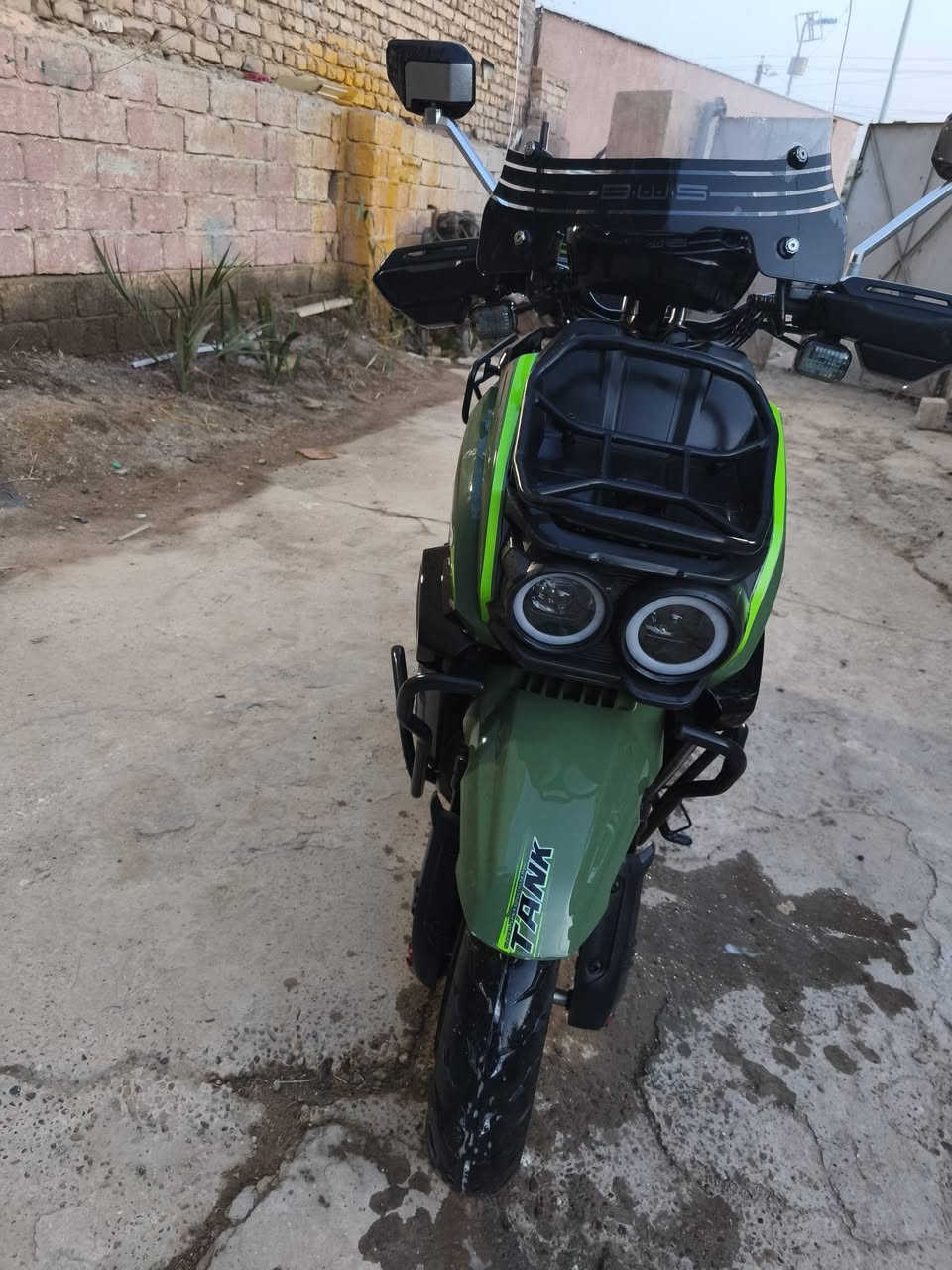 السلام عليكم للبيع دراجه اباتشي
الملف 3000w السرعه 90

البطاريات عدد 6مسطره 

موديل 25

غير خاضعة التصليح  

 النضافه 90بلمئه 

السعر 950الف قابل للتفاوض 

الاتصال على هذا الرقم *********** العنوان البياع السويب
