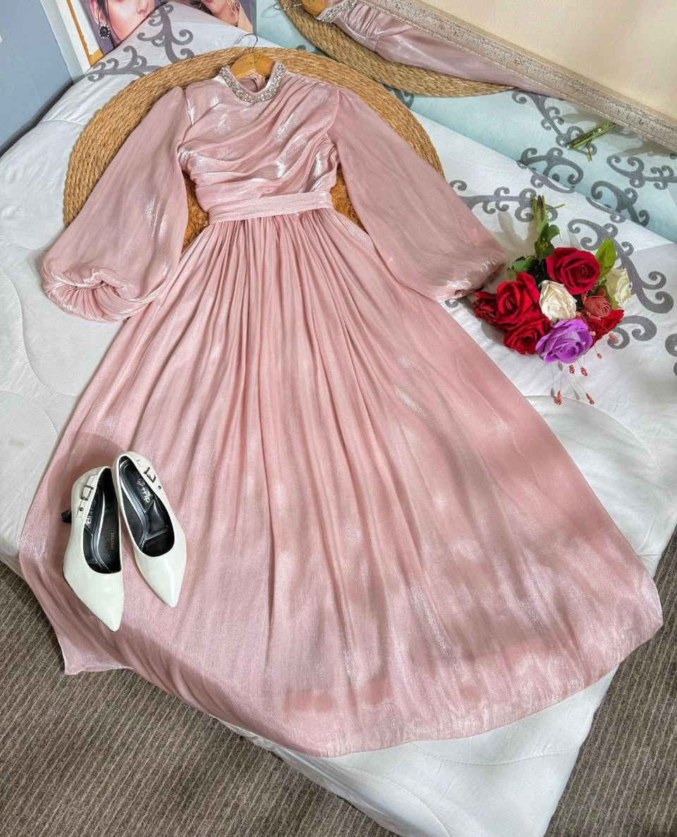 فستان مناسبات❤️‍🩹
السعر  40توصيلل مجاني
خامة اوركنزا مبطن
38-40-42-44-46-48


**إذا كنت صاحب هذا الإعلان وتريد حذفه لأي سبب، رجاءا أرسل رسالة إلى الدعم الفني**