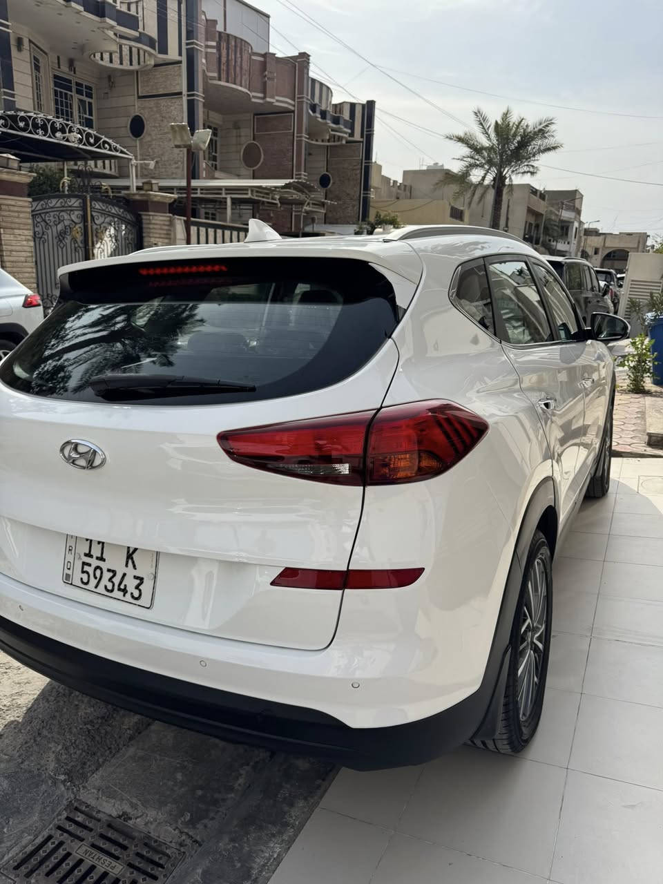 توسان2020  ‏بغداد
بصمه ابواب 
‏ماشية80
‏ ملاحظةمكفوله بدون صبغ
بصمه تشغيل عدد٢
اناره ابواب ترحيب
انظمه قياده
تحكمات ستيرن
ارضيه جلد
شاشه كاربلي اصل
شحن وايرلس
حساس امامي خلفي
لد نهاري
ثلاجه بالجكمجه
بصمه 2 عدد
كشن كهرباء
حساس امامي + خلفي
شحن موبايل واير ليس 
درايف مود 3عدد- ECO- NORMAL -SPORT
تحكم استيرن جيهتين 
كروز سرعه 
مرايات شفط إشاره بل مرايات 
يدادت نيكل
تبريد قطعتين
خمس ويل كروم 
بك لايت ليد LED 
هندبريك بل رجل 
سيرفس للزيوت من شركه موتال للزيوت 
‏ مكان بغداد زيونة
السعر180
 قمي***********
