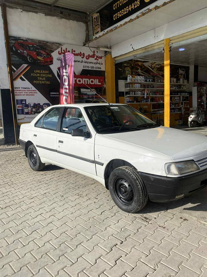 سيارا بيجو ايراني سنويه مه متهي 
دفتر بنزين بيها بشرط كير و محرك كاردن جديد بدون ضربا شرط تحويل و وكاله 
رقم موبايل 
***********
*********** كركوك, العراق
