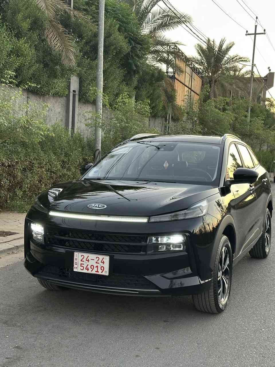 جاك JS6 حالياً مرقمة اربيل بإسمي موديل 2025 مواصفات لمتد 1/1 مزودة بأنظمة ذكية جداً ضمان شركة لمدة سنتين تبديل زيوت و فلاتر و ستة (6) سنوات او 200000 كم  سعرها 185 للاستفسار اتصل ***********  متوفر واتس آب و فايبر
