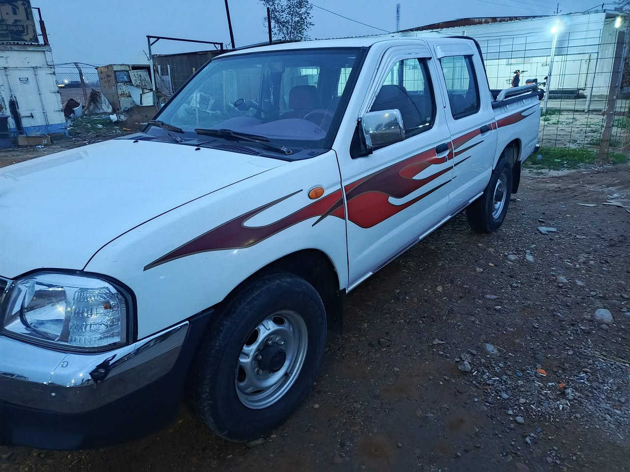 السلام عليكم من رخصت لادمن المحترم نيسان بيكب للبيع ٢٠٠٦ سياره جاهزه جام اربعه كهرباء سنتر لوك ريمون مكفوله من الحادث رقم بغداد انكليزي مصبوغه عام اثر جراد عنوان صلاح الدين ناحية الحاتميه  *********** غير متواجد ع فيس السعر ١١٠ ورقه وبيها مجال قليل
