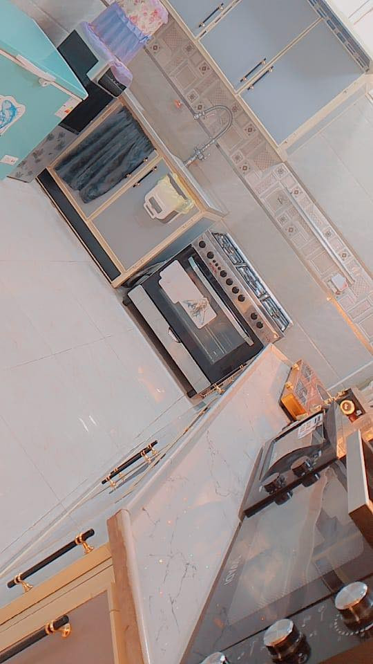 السلام عليكم.  بيت لبيع كربلاء  البوبيات شارع الودي قرب جامع القاضي  100متر طابق واحد ودرج  خارجي   كامل خدمات تبليط عرض شارع 7متر بيت صاير ع شارعين سند 25  بيت جديد  . سعر 150مليون.  بي مجال  للستفسار ***********
