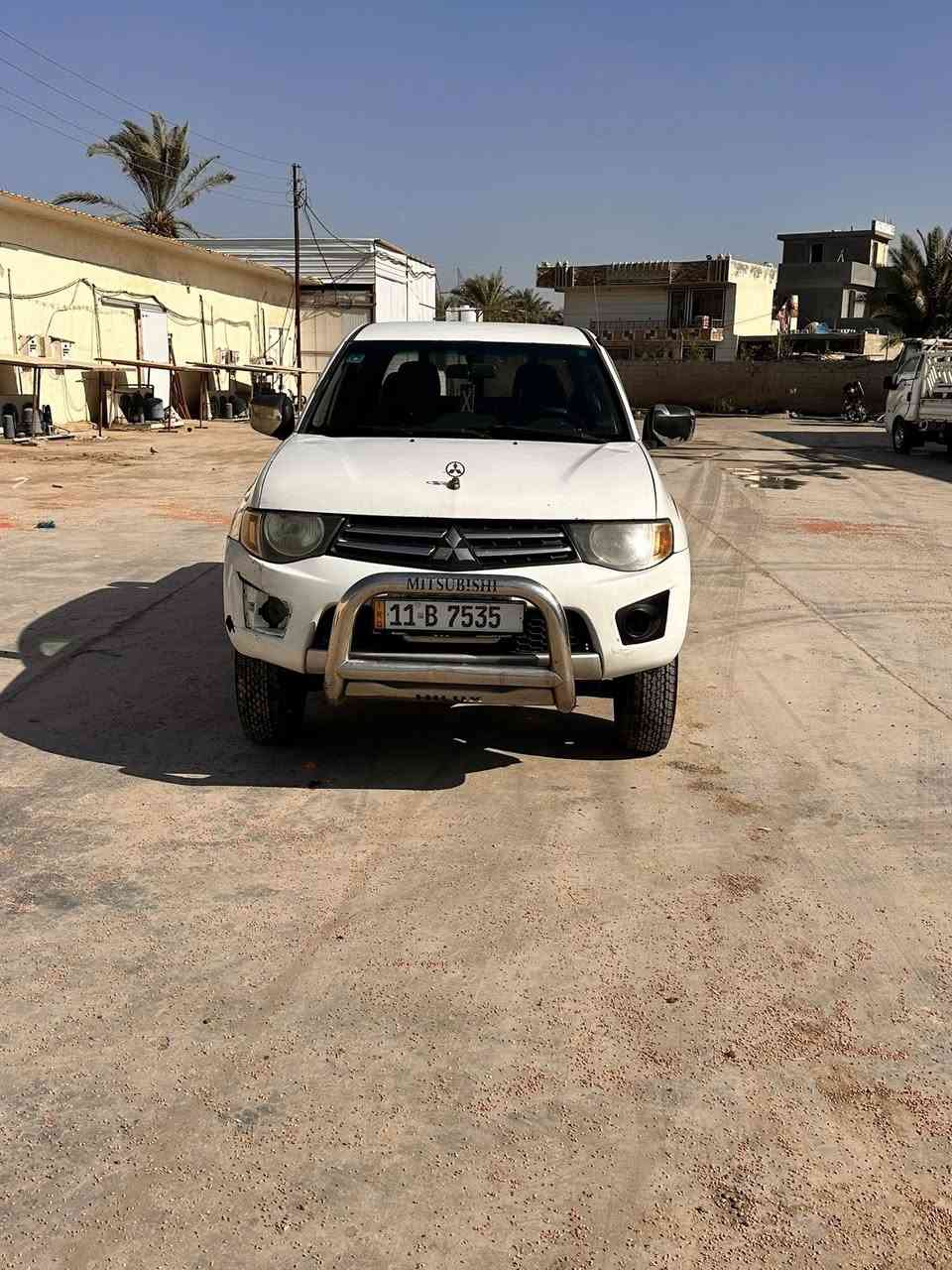 إعلان بيع سيارة
للبيع بيك أب ميتسوبيشي 4 ويل
📅 الموديل: 2011
📍 الرقم: بغداد / إنكليزي
🧾 الملكية: باسمي
📄 السنوية: نافذة لحد سنة 2030

🔧 المواصفات:
 • مكينة 4 سلندر
 • كير + أكسل
 • نظام تبريد شغال 100%
 • كهرباء كاملة
 • جام كهرباء
 • السيارة صبغ مكانات
 • وضعها طيب وجاهزة للاستخدا
السيارة نظيفة وتستاهل، والبيع للجادين فقط.
سعر  ١٢٠$ وبيه شويه مجال
📞 للاستفسار: ***********
