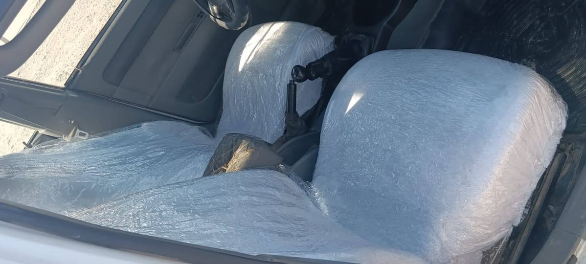 شوفرليت اوبترا موديل 2011، كير عادي
 ثلاثة قطع صبغ وشويه تعديل بارد بالسقف ابيعها عام صبغ،
 كير ومكينة وتدفئة كلها بشرط، ا
 تحويل ووكالة بشرط، سعرها 59 $ ومجال قليل، بردرش *********** --*********** اكر, نينوى
