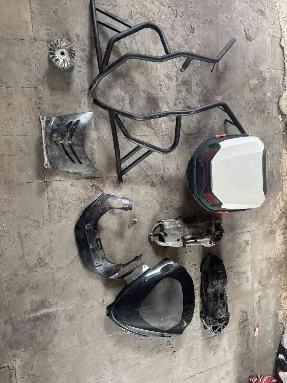 سلام عليكم غراض للبيع قيم وخذ درع مال pcx جيل 2 صندوك جامه مال Tmx قباقه هندر سكنز فلاوين رياضي مال سكنز مكاني جامع نداء ***********
