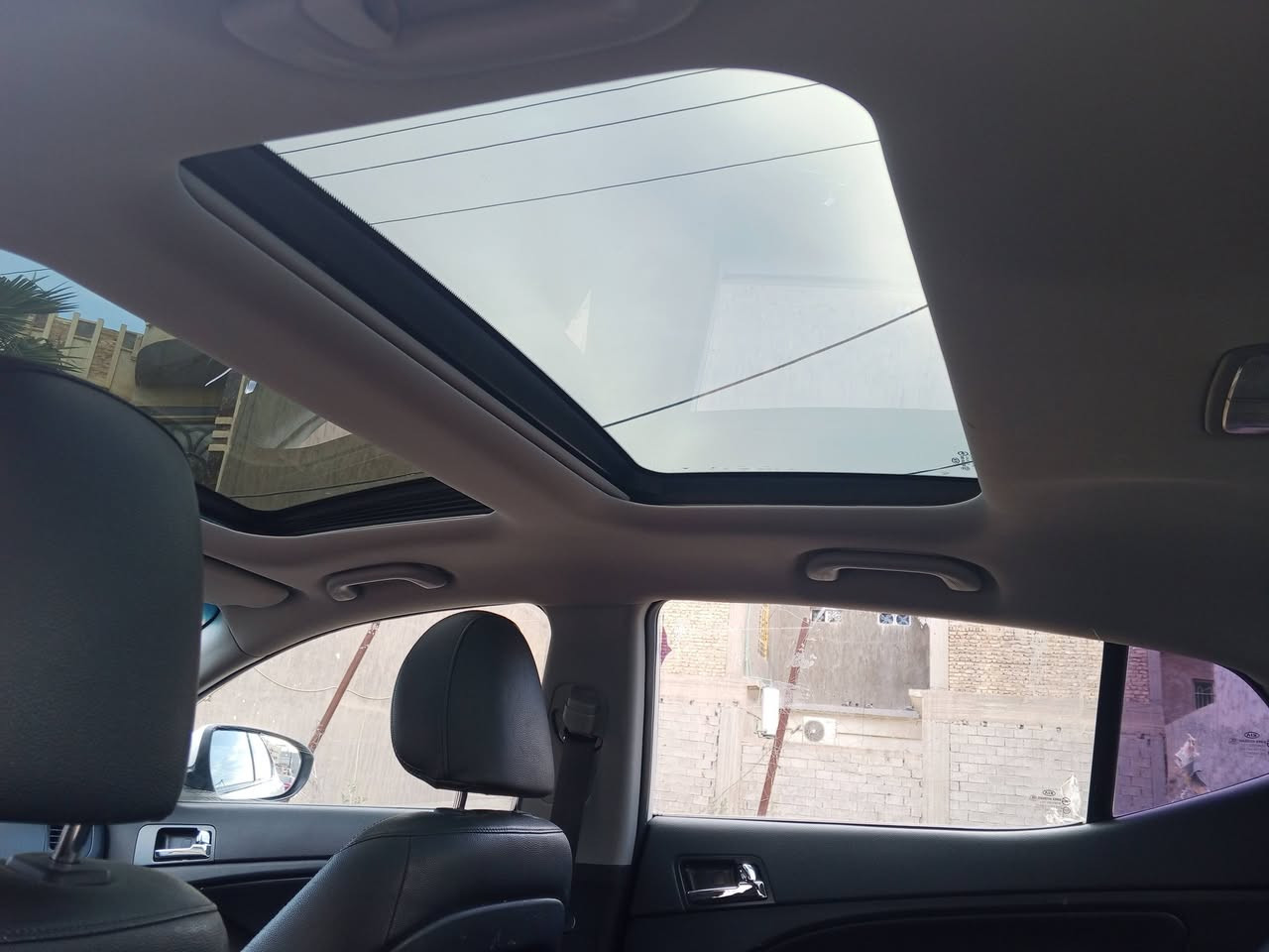 السلام عليكم للبيع (أدوات گص چنطة دخول جديد قبل يومين گملت )
أوبتيما k5 مديل 2011 فول للأخير 
بصمة 🫆 تشغيل وبصمة بوب فتحة سقف بانوراما طگتين قطعتين تبريد كير 6نمر  ومكينه دوش بانزين  وتبريد وتتفئه صدر تخم تاير جديد كهريائات كلها شغاله 
نضام ترحيب لد أمامي وخلفي كشنات كهرباء وتتفئه وتبريد ستيرن تتفئه وتبريد عدسات متحرگه مع الستيرن هواي بيها مواصفات مكاني بلد السيد محمد 
سعرها 55 وبيها مجال قليل كلش 
***********
