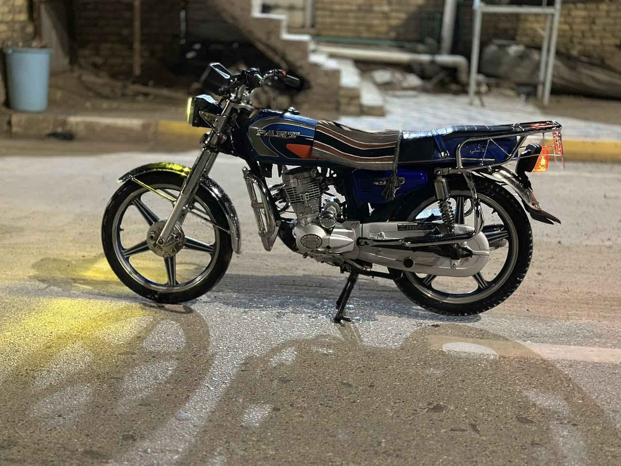 بارت موديل 2023 اوراق أصولي طالعه من معرض الكرار يعني بوجهك تروح ترقم دراجه جاهزه من الطول للطول ما بيهه نقص ولا برغي كلهه شغاله نكره سلف 
#سعر_825_وبيه_مجال_حك_الجيه 
مكاني الشطره
 ***********‏
