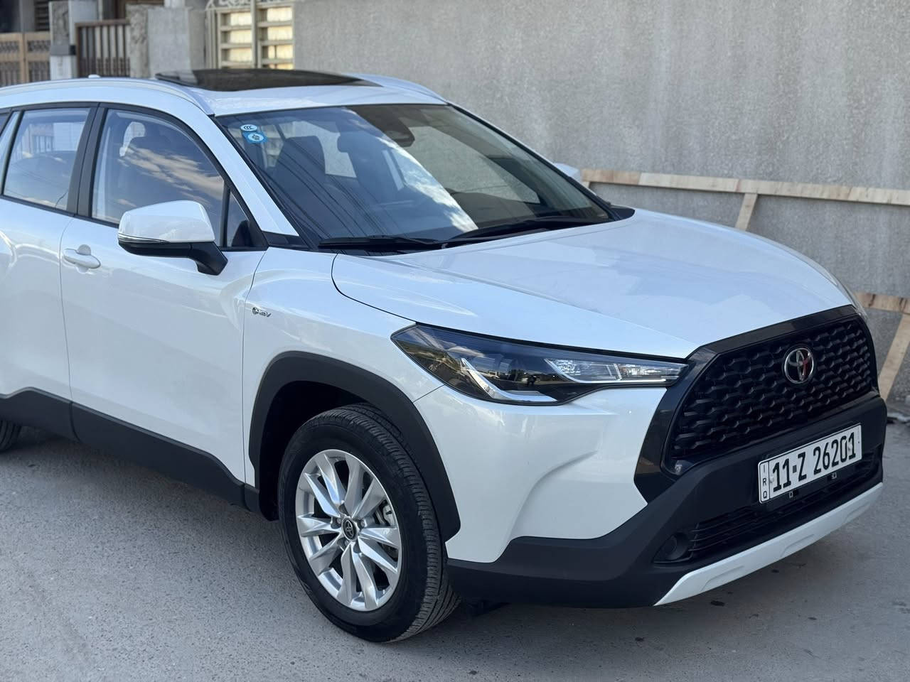 كورلا كروز ماشية 10 الاف
موديل 2024 داخل احمر فول مواصفات كشن كهرباء
فتحة
هندبريك دكمه اوتو هولد
كامرة حساس
شاشة كار بلي 
تبريد منفصل 
الارضيات والغراض غير مستعملة 
السعر 26 مليون و750 الف
السيارة زيرو مكفولة صبغ شخط بارد 
مكاني بغداد 
***********
