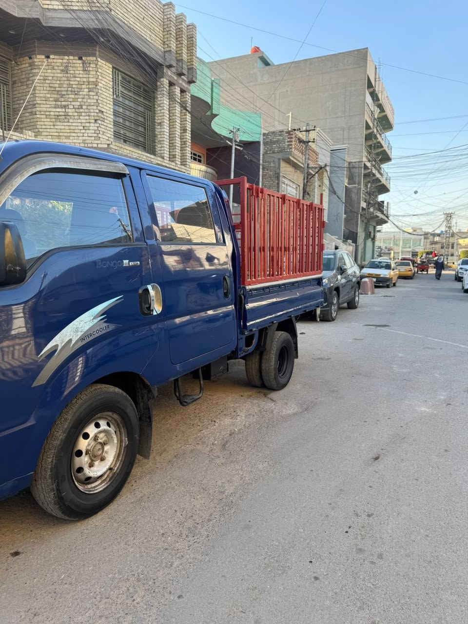 السلام عليكم
كيا دبل قمارة 
موديل 2007
مكينة 3000
رقم واسط اصفر تحويل ثاني يوم 
مكفولة مكينة وكير اكسل شواصي 
السيارة جاهزة بدون اي نقص 
السعر 84 وبيها مجال للشراي 
رقمي ***********
مكاني بغداد
