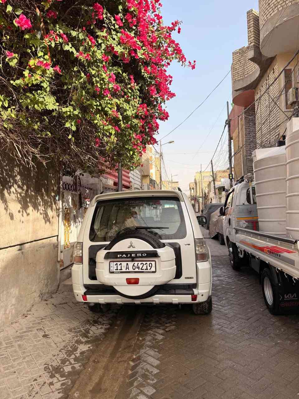 باجيرو 2008  حبتور عدا دمام فول مواصفات
 لون ابيض صدفي
  رقم  بغداد إنكليزي  ￼ باسمي تحويل ثاني يوم
     اشارة بل مري شفط  شاشه اندرويد  فتحه تبريد ثلاث قطع حساسات خلفيه زاد ثلاجه تخم تاير كير مكينه حداديه خير من الله سياره كشنات تدفئة تبريد
‏￼ بها صبغ￼ قطعتين بدون دواخل 
السعر 110$ 
‏العنوان  بغداد مدينة الصدر

‏رقم الهاتف***********
