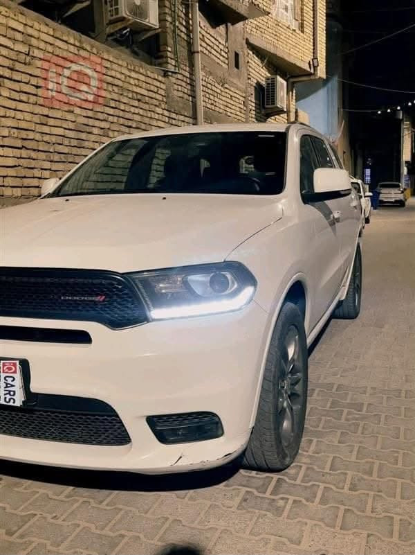 السلام عليكم دوج دورنكو للبيع خليجي موديل 2019 رقم بصرة باسمي بيها دحجات تجي وتشوف بعينك جاهزة السيارة تخم تاير حدادية تبريد فووول مواصفات السيارة 

سيد علي ***********
