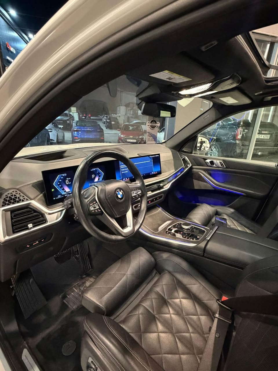 BMW X5 2024 Sdrive Clean Title Full Option
وارد امريكي كلين تايتل فول موصفات مرقم جاهز و بيها باج تضليل حكومي 
لون ابيض صدفي ماشي ٥٢ الف ميل 
كشنات خزن تدفئة تبريد و سكان تدفئة جاهزه سياره بدون سيرفز 
سعر 475$ ورقه قفل 🔐 
*********** 
Whats app viber أربيل, العراق
