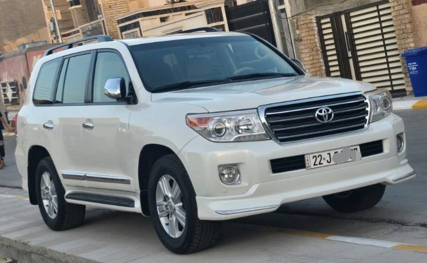 لاندكروزر 2014 جديده بشكل مكفوله من الدعاميه للدعاميه. كفاله بشرط سياره مال جناي مالت  بيت يعني ماطابه معرض جديده بمعنى الكلمه 6 سلندر ماشيه 168 الف حقيقي.رقم اربيل بسمي  السعر.440 ورقه. وبيه مجال والسونار. مرفق مع الصور.
ت ***********
