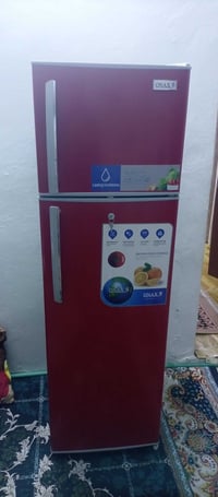 ثلاجه • مستعملة ٦شهور • بدها غاز