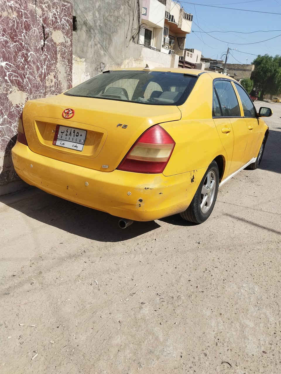 السلام عليكم للبيع بي واي دي F6 2011 سيارة بدون ضربه او صبغ ابد فقط بارد باب عكس السائق كير مكينه مامفتوحات گير عادي تبريد شغال رقم بغداد مكاني بغداد السعر 48ورقه وبيها مجال للشراي 
رقمي ***********
