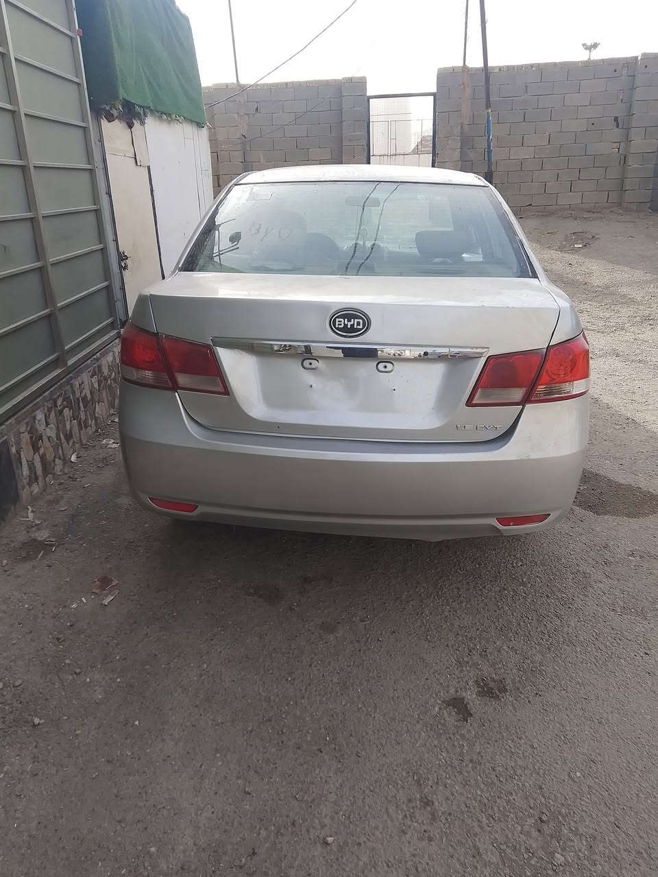 سلام عليكم .من رخصت المدير المحترم..
بيوايدي للبيع ..
مكلوبه وعمره.
كير مكينه نضاف.
بس عوزه كهربائيات..
وصدر نص عمر.
سعر 25..
***********
