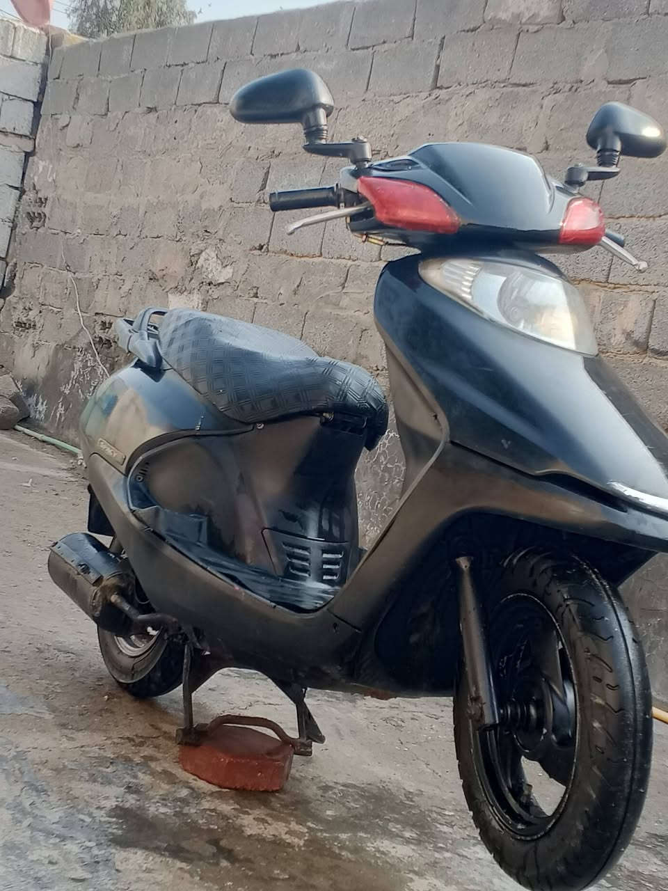 السلام عليكم ورحمه الله وبركاته درجة سبيسي ياباني نظيف للبيع والسعر 450وبيه مجال  وللاسستفسار على هذا الرقم ***********وبيه تلكرام
