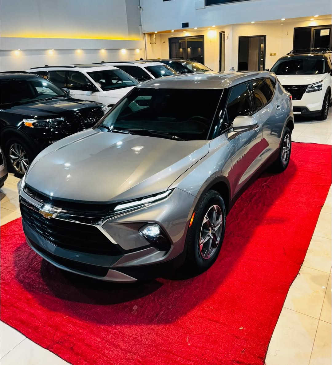 Chevrolet Blazer 2LT. FWD

الموديل : 2023

حجم محرك : 20  توربو

اللون :سلفر ميتاليك فضي 

عداد المسافة : 14  الف مايل فقط 

الضرر : كما موضح في الصور  

 تترقم شمالي فقط .

المواصفات : 2Lt

كشنات كهربائي 
تشغيل عن بعد
شحن لاسلكي
تبريد خلفي
بصمة تشغيل
بصمة ابواب
لايت ليد
تحكم وضعيات القيادة
هاند بريك بصمة
منافذ USB
تحديد مسار 
اوتو ستارت (Auto start)
اوتو ستوب (Auto stop)
مانع انزلاق+ABS
معرض هشام الحمداني لتجارة السيارات
السعر 192$ 
العنوان /  كركوك شارع المعارض 

للاستفسار التواصل مع الارقام 👇
***********
***********
***********
