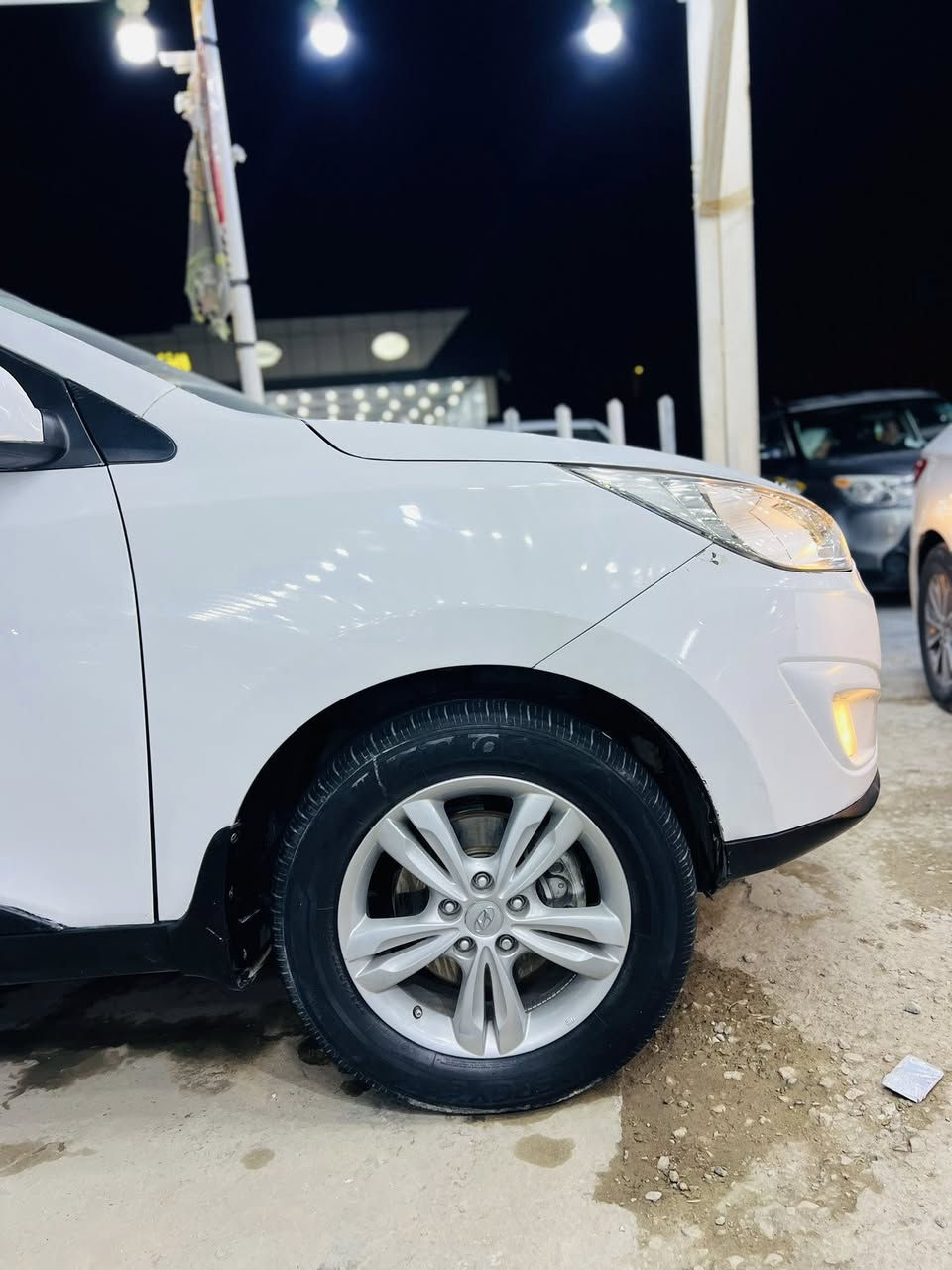 السلام عليكم اخوان الاعزاء توكسان موديل13 خليجي صبغ حزام بدون حادث قوي رقم اربيل تريد وكاله تريد تحويلااسعر 115 بيها مجال مكان السياره النجف الاشرف للاستفسار اتصل ***********
