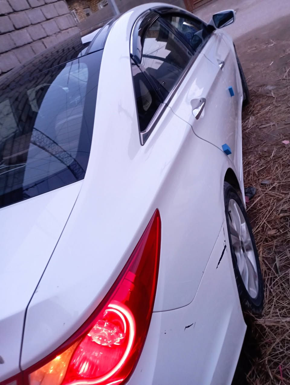 سوناتا خليجي12ابيض فول رقم بغداد السنويه ل27 جاملغ خلفي رش بدون دواخل بسامنه كير مكينه صدر كفاله تدفئه تبريد دواخل جديده فول كهربائيات كل السعر 116ومجال بسيط المكان حله// لشوملي الرقم ***********
