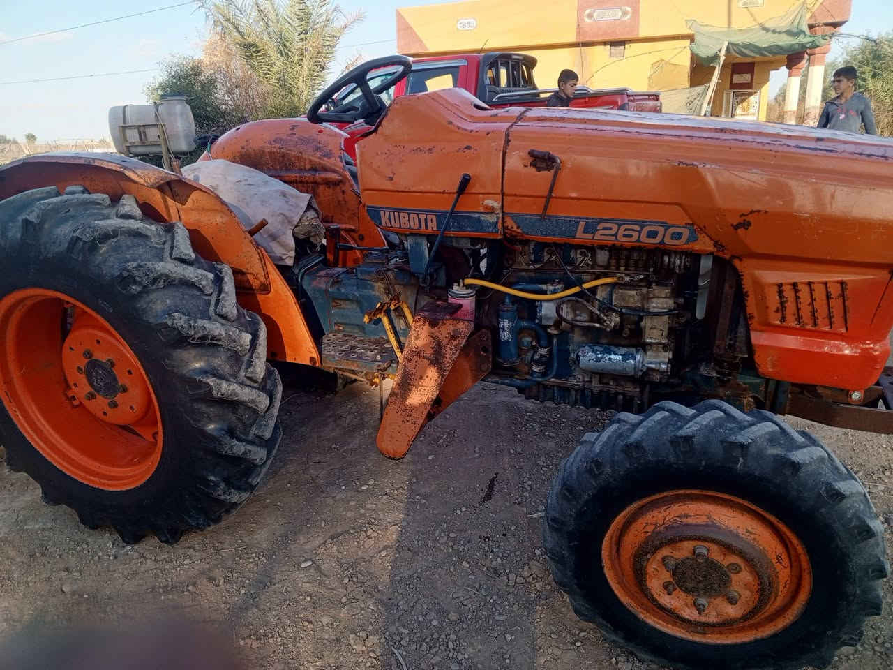 للبيع كابوتة أربعة بستم رقم وسنوية ديالى بس ما اندل ابو السنوية 
محرك لا تنقيص لاتبخير استرين باور 
معداتها 
رفاسة 
فدان كيوتي 
مرشة 400لتر
ديجر ينمر جديد 
معدلان محوري 
السعر 7.000.000 وبيها مجال 
مكاني صلاح الدين الدجيل ناحية الإبراهيمية 
للاتصال *********** ويوجد خاص وات ساب
