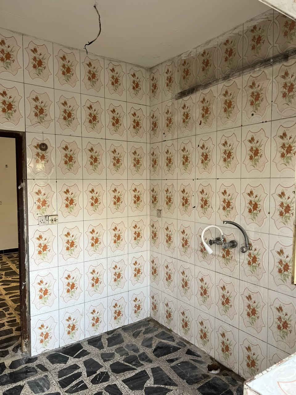 دار للأيجار الدورة الميكانيك
المساحة 95 متر

الطابق الاول يحتوي على صالة+ مدخل + حمام + غرفة نوم 
الطابق الثاني يحتوي على غرفة نوم 

للاستفسار

***********
