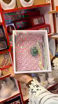 هدايا عيد الحب • حسب الطلب • مراسلة خاصة