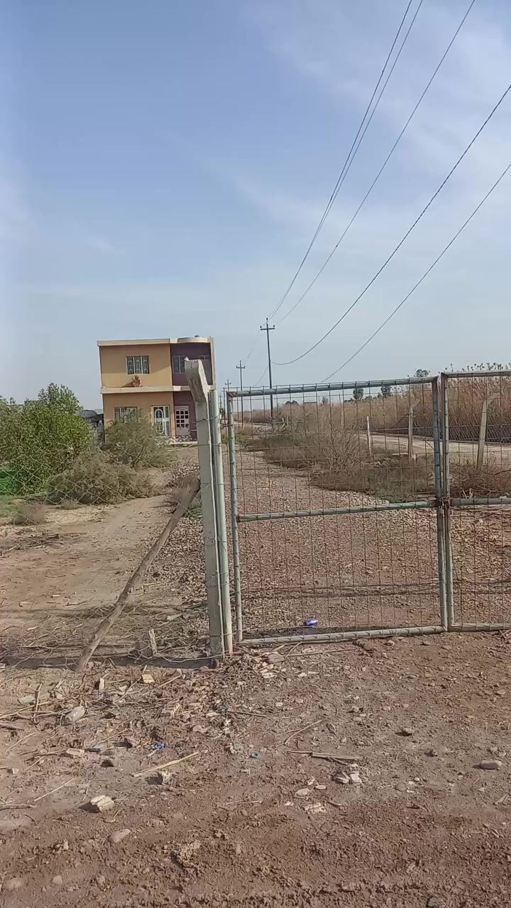 يتوفر دونم ونص في هبهب لبيع قريب عل سكن بي بيت زقير لتصال والاستفسار على الرقم ***********
