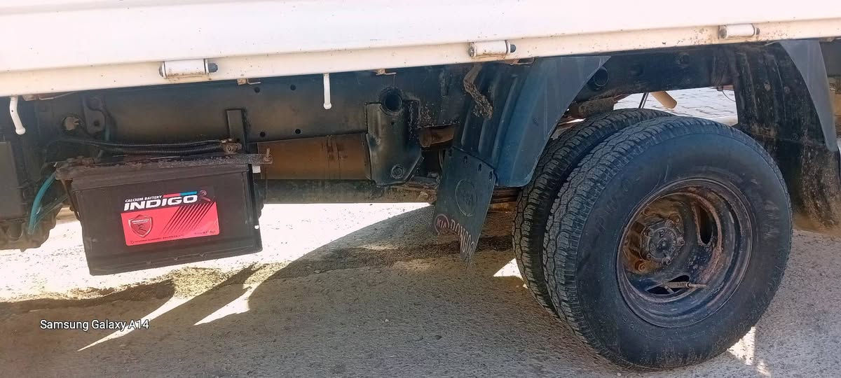 السلام عليكم  كيا بنكو موديل ١٥  رقم  واسط نكليزي بسمي سنويه ٢٩  مكفوله من الضربه وتبديل وصبغ فقط بيه بدايت خياس بلدوسات ملاحظه ابيع بدون محجر وشرط تحويل العنوان بغداد  ***********
