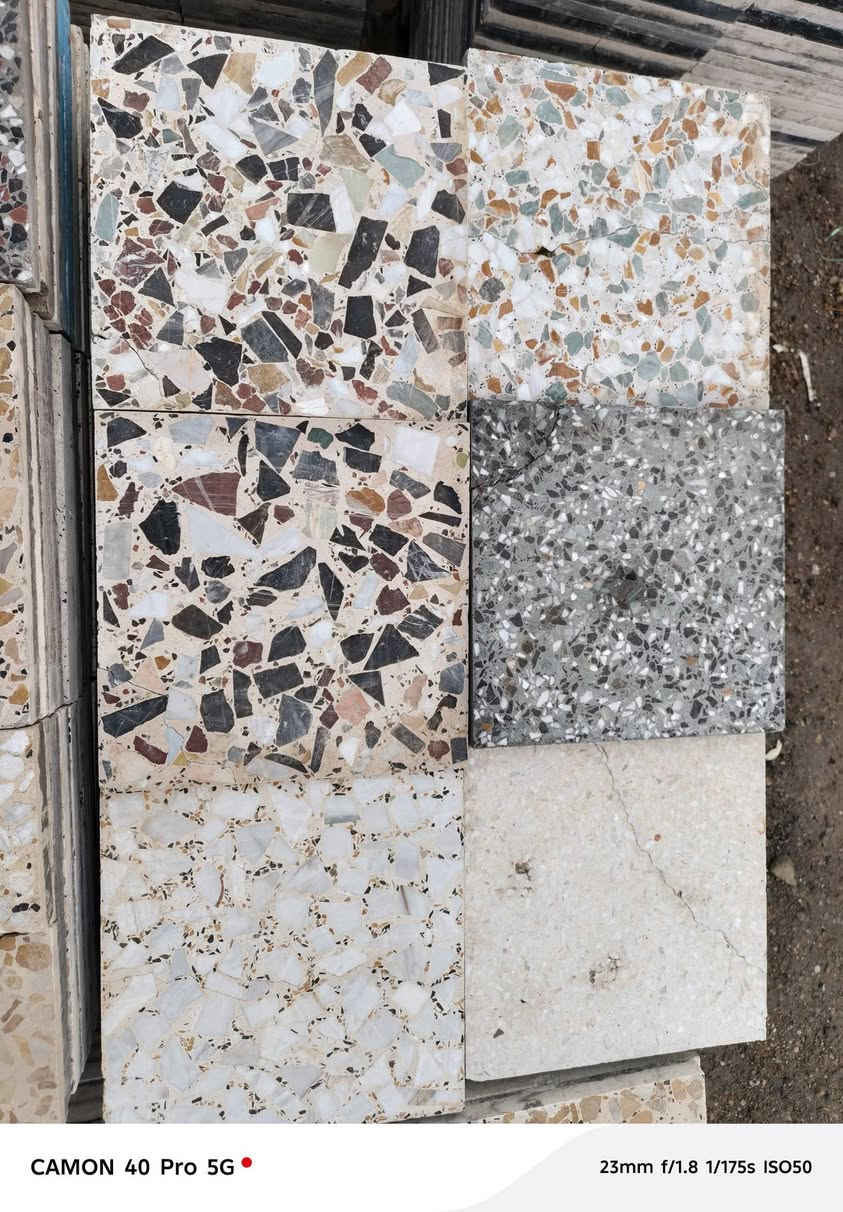 كاشي مكسر  ال ١٠٠ ب 40 الف مطروح
‏مشكل الوان 
‏مرمر و موزائيك
‏واتساب للتواصل ‪***********‬
