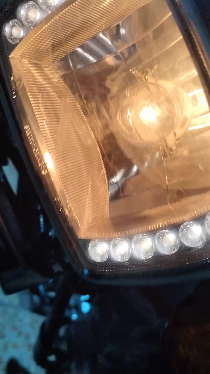 مكلف بل نشر سعر 900وبيه مجال لشراي مديل 23 بلاد بدون وراق رقم راعيه ***********
