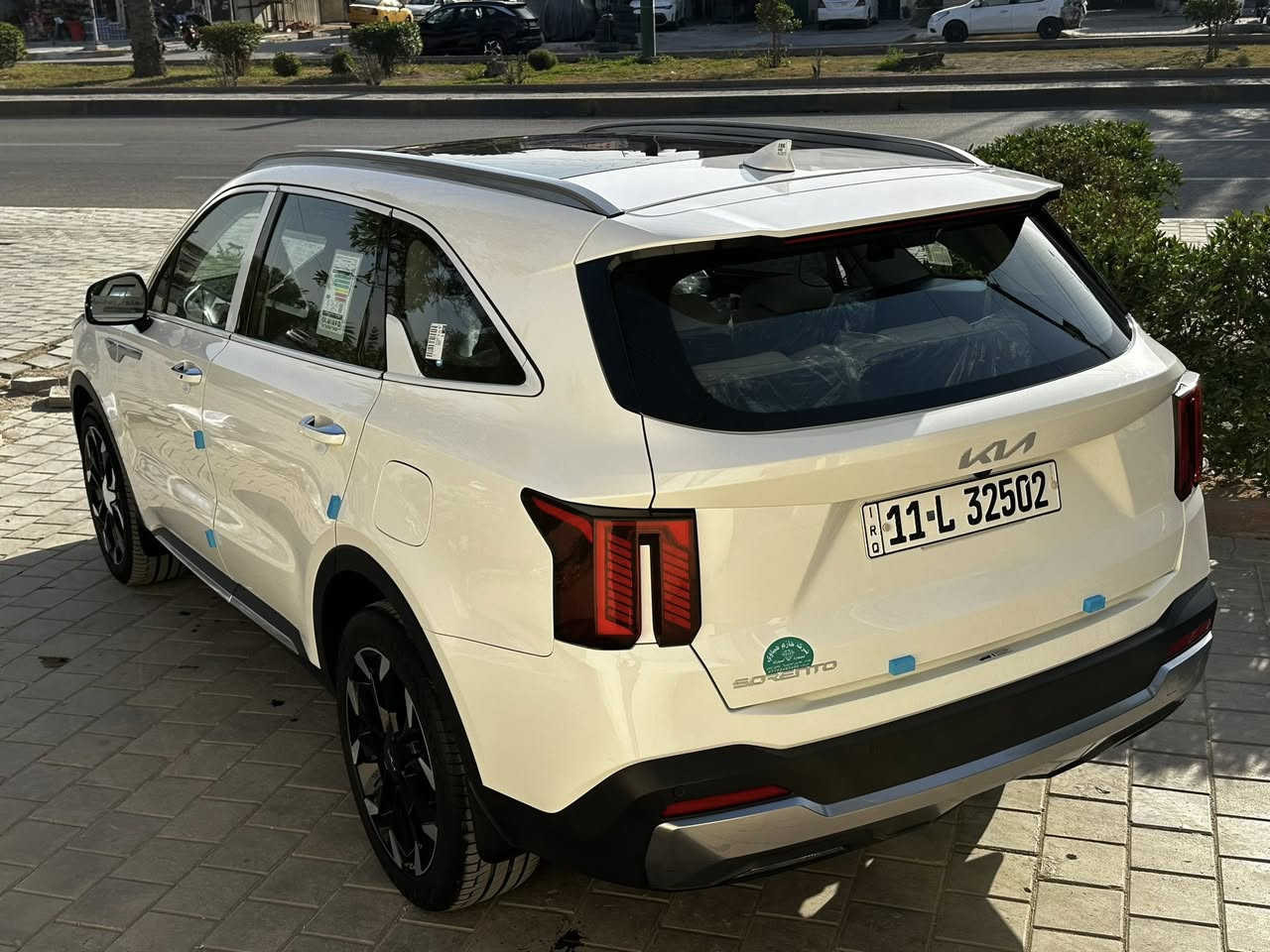 سلام عليكم شباب سورنتو للبيع 🤍
كيا سورنتو 2025 استلام زيرو خليجي 
( كفالة عامة )
ماشية 15 الف  كم فقط
رقم بغداد انكليزي تحويل ثاني يوم 
مكينة 6 سلندر  
سيارة كلها زيرو 
سيارة فول 1/1 
المواصفات :- 
بنواما طكتين 
ويل ٢٠ 
بصمة تشغيل 
بصمةابواب وجنطة
دبل كامرة 
داتاشو 
كشنات كهرباء 
كشنات الخلفيه قلاب كهرباء 
شاشة متصله
كير ماوس 
شفتات ستيرن 
تشغيل عن بعد 
حساسات 360 
ثلاث انظمة قياده 
شحن لاسلكي
منافذ تايبسي
بصمة عدد اثنين
جنطة كهرباء
بلوجكتر لد
مري شفط 
ترحيب 
لد مخفي متغير الاوان 
دمام بوس
سبعة راكب 
سبير ما نازل
الخ من المواصفات المعروفة …..
مكاني بغداد حي اور  

‭0775 551 4435‬
