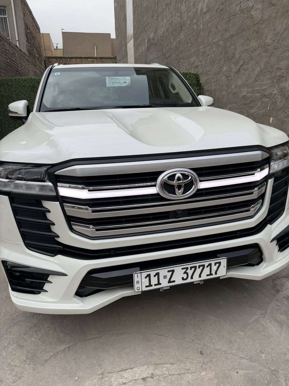 للبيع لاندكروز GXR لمتدد موديل 2024 بريم اصلي ماشيه 2000كم زيرو بعدها 
مغلفه ppf مع درع جامه امامي 
تحويل مباشر بأسم المشتري 
***********
